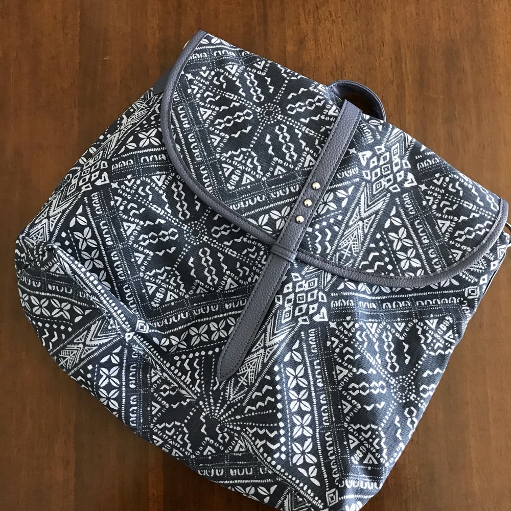 DSW convertible back pack bag